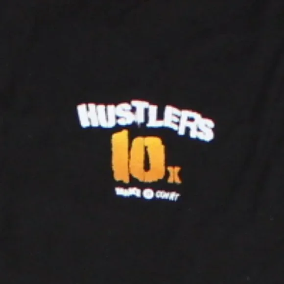 HUSTLERS - Picture 4 of 4